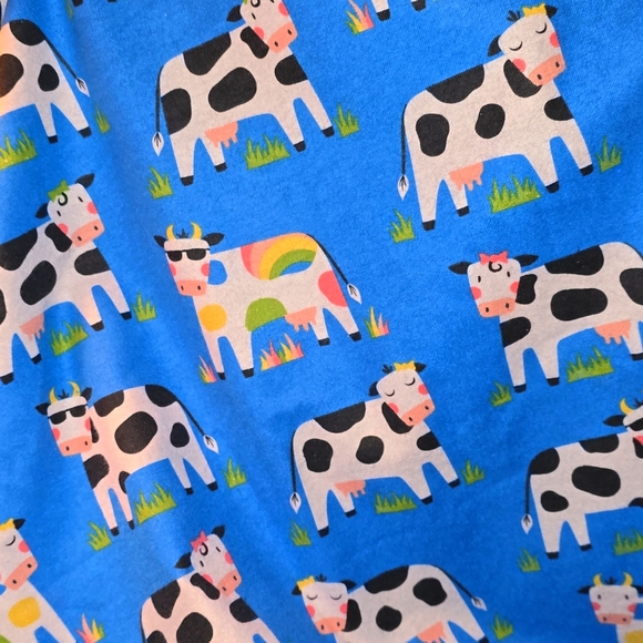 Blue Cow Print Flannel And Minky Fleece Pink Dot Baby Blanket - Picture 3 of 4